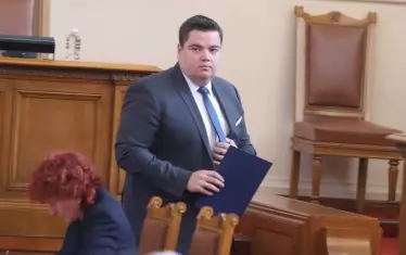 "Промяната" зове Радев да не назначава служебния кабинет