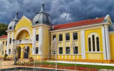 Възстановена селска баня чупи рекорди по посещаемост