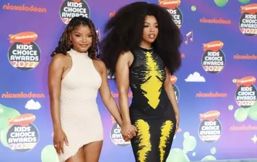  Дуетът на Хали и Клоуи, очаровал Роб Маршал.