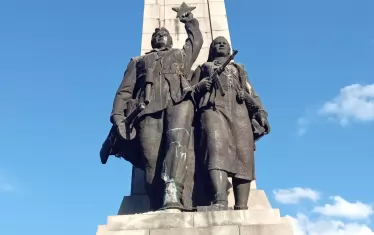  Братската могила в София - всяка прилика е случайна