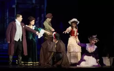  Сцена от пстановката на операта "Дон Жуан" на Музикално-драматичен театър "Константин Кисимов".