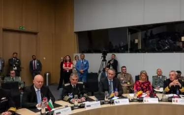  Военният министър  по време на заседанието на Комисията НАТО - Украйна в Брюксел