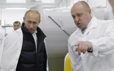 Путин е гол!