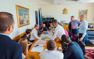 Представители на инициативните комитети в "Овча купел" поисха от шефа на СОС Георги Георгиев да им покаже плановете на парк "Кукуряк".