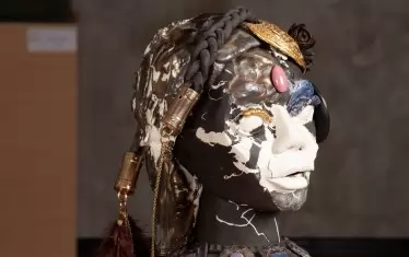  Керамична пластика на Елена Виденова-Сое. 