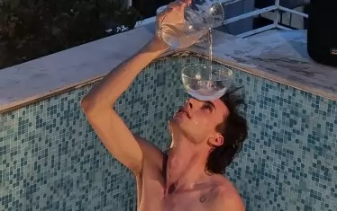 Водещото начало в "Умивалник" е физическото и духовното пречистване.