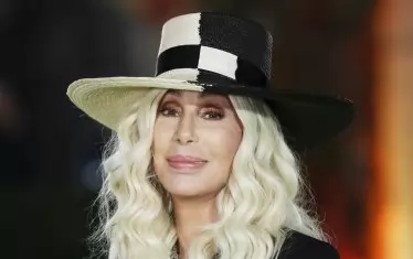  Шер скоро ще влезе в студиото, за да запише коледен албум.