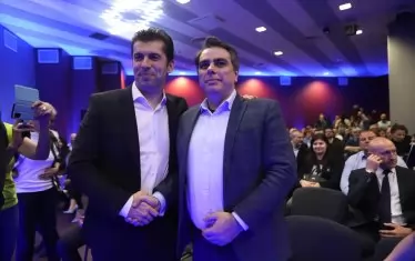 Асен Василев: Кирил Петков се е обаждал не само за мъжа на Лена