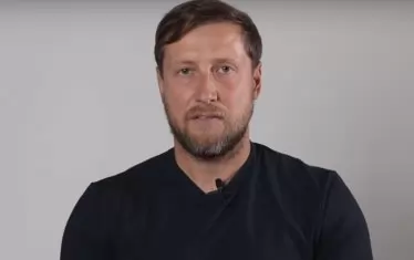 Собственикът на "Ботев" (Пд) Антон Зингаревич дава изявление пред клубния сайт, в което категорично изразява намерение да не се разделя с акциите си.