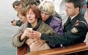 Роднините на загиналите и досега търсят отговори на въпроса защо се стигна до трагедията