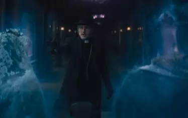 Оуен Уилсън е неуспял екзорсист.