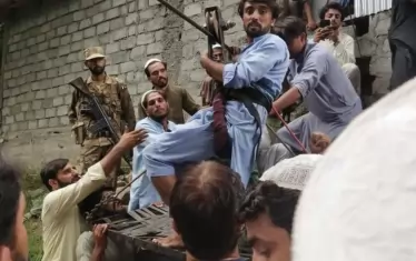 Навалица, суматоха и щастлива развръзка