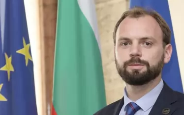 "Да, България" наказа Мустафа Емин за "Пирогов"