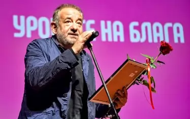  Стефан Командарев