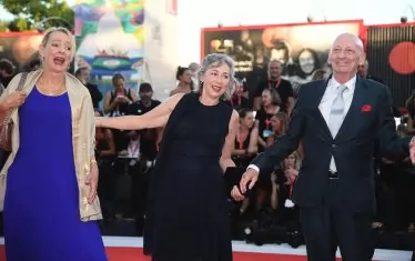 Трите деца на Ленард Бърнстейн бяха гости на премиерата на "Маестро".