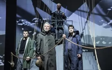  Ириней Константинов като Пер Гюнт в залеза на живота.