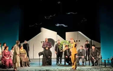 Варненският театър в стартова позиция за премиерата на „Под игото“