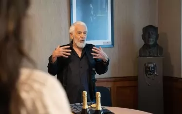  Доайенът на режисьорите Асен Шопов дава старт на репетициите за "Коварство и любов".