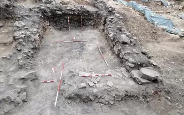 Останки от опожарено от монголите жилище в Мисионис/Косово.