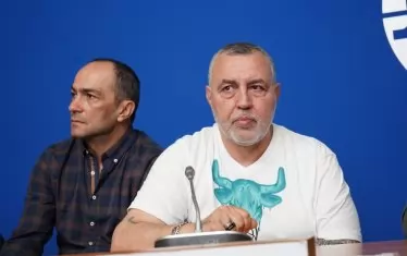 Председателят на Съюза на артистите Христо Мутафчиев подкрепя исканията.