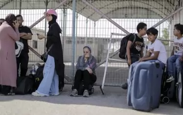 На КПП Рафа бежанци от Газа напразно чакат да бъдат пуснати в Египет