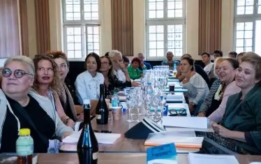  Първата репетиция на маса беше днес.