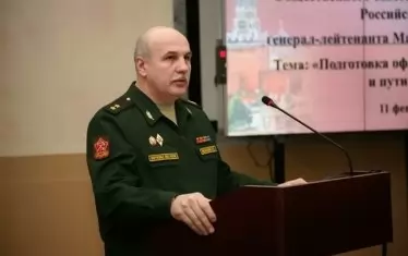  Олег Макаревич бе отстранен заради неспособността му да се справи с украинските десанти на левия бряг на Днепър