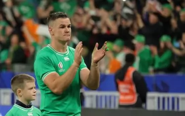 Ирландският капитан Джонатан Секстън благодари на феновете и не иска да повярва, че кариерата му на ръгбист е приключила на 1/4-финала на световното първенство във Франция, а не на по-предна фаза.