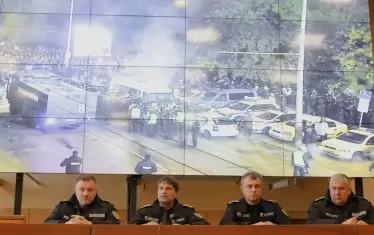 Полицията се самопохвали след кървавия футболен погром