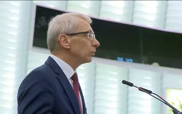 Само български евродепутати нападнаха Денков в Страсбург