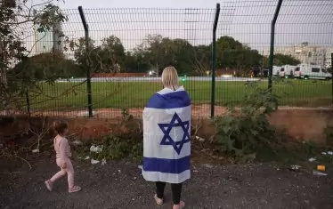 Израелка очаква завръщането на деца заложници