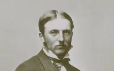 Училият в Англия Чарлз Монро е донесъл правилата на ръгбито в Нова Зеландия през 1870 г.