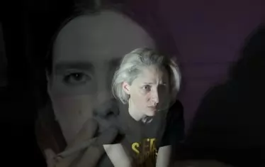  Мартина Апостолова от филма "Ирина" в кадър от "Мадам дьо Сад...".