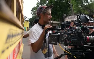  Тайка Уайтити на снимачната площадка.