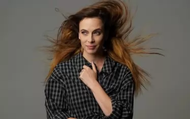  Актрисата в специална фотосесия за първия си моноспектакъл.