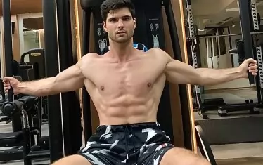  Актьорът има дълга история със спорта.