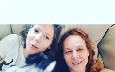 Актрисата с дъщеря си Калина.