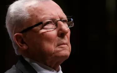 Почина бащата на еврото Жак Делор