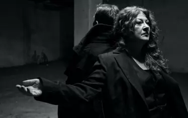 Веселина Михалкова в кадър от филма.