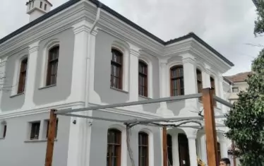 Възстановената със съдействието на БТПП през 2019 г. къща на Иван Грозев в Карлово.