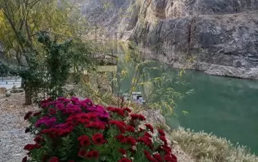  В подстъпите към лодките и бънджито. 