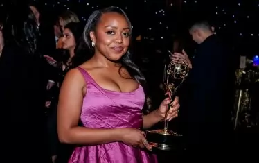 Куинта Брънсън от "Начално училище Абът" спечели рядко признание за чернокожа актриса на "Еми".