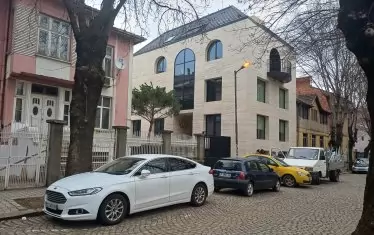 Бялата къща на ул."Чаталджа"