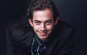  Спартак Панталеев ще бъде новият Ромео.