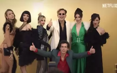 Актьорите от сериала "Суперсекс", посветен на Роко Сифреди.