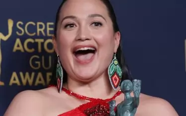 Лили Гладстоун бе любимката на вечерта