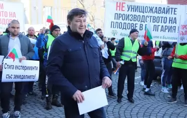 "Бунтът на тракторите" ще продължи до постигане на сделка