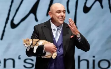 Като манекен по време на Sofia Fashion Week преди няколко години.