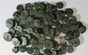  Колективната монетна находка от Аполония.