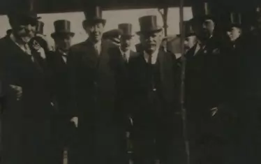 Александр Гиргинов посреща румънска делегация на жп гара София, 13 октомври 1933 г.